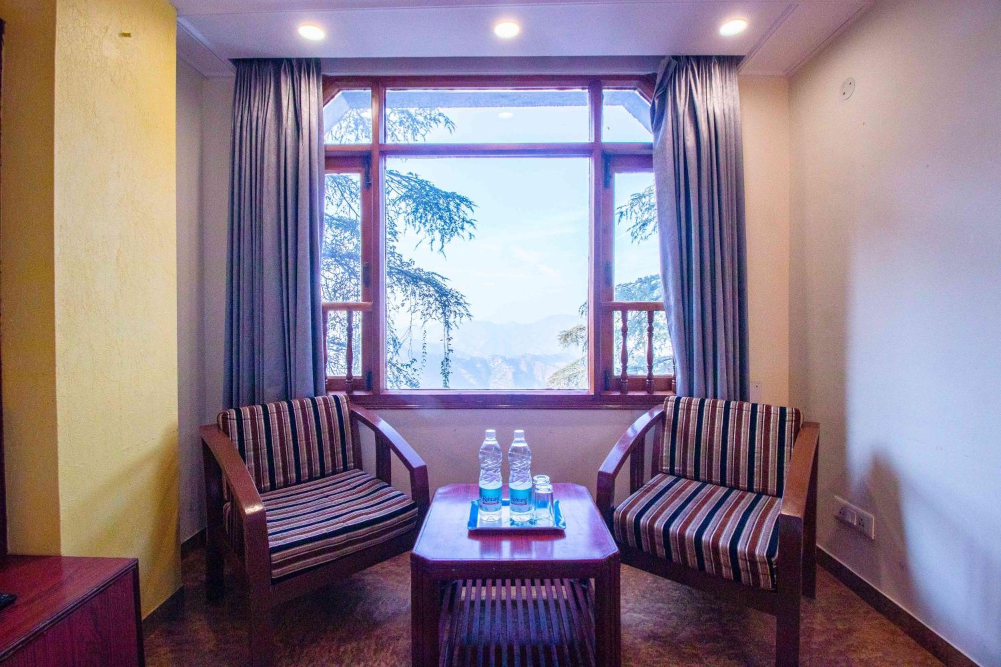 Treebo Varuna With Mountain View Shimla Exterior foto